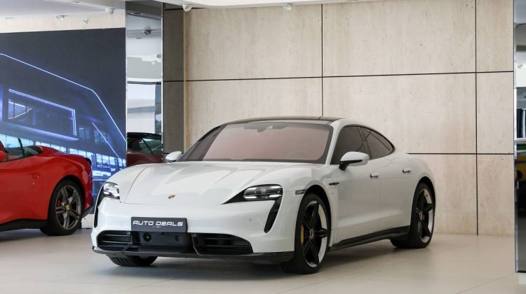 Porsche Taycan Turbo S | 2020 – GCC – Under Warranty – Very Low Mileage – Perfect Condition