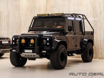 Land Rover Defender 110 Crew Cab Pick Up | 2015 – GCC – Full Service History | 2.2L i4
