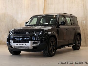 Land Rover Defender 110 SE P 300 | 2023 – GCC – Under Warranty And Service Contract | 2.0L i4