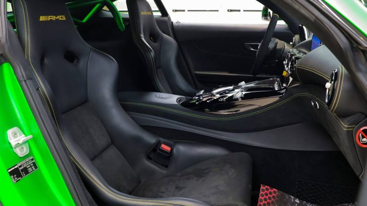 Mercedes Benz AMG GTR | 2018 – Green Magno – Extremely Low Mileage – Pristine Condition | 4.0L V8
