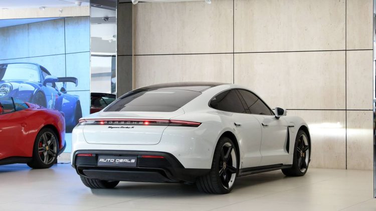 Porsche Taycan Turbo S | 2020 – GCC – Under Warranty – Very Low Mileage – Perfect Condition