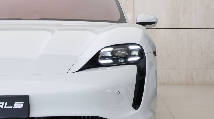 Porsche Taycan Turbo S | 2020 – GCC – Under Warranty – Very Low Mileage – Perfect Condition