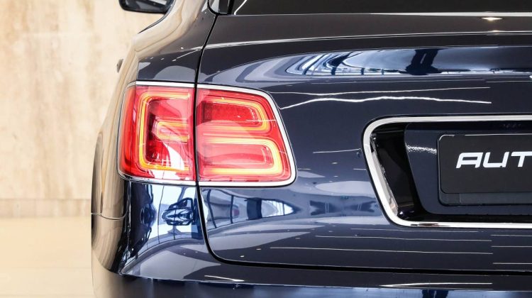 Bentley Bentayga | 2017 – Perfect Condition – The Ultimate Luxury Car Experience | 6.0L W12