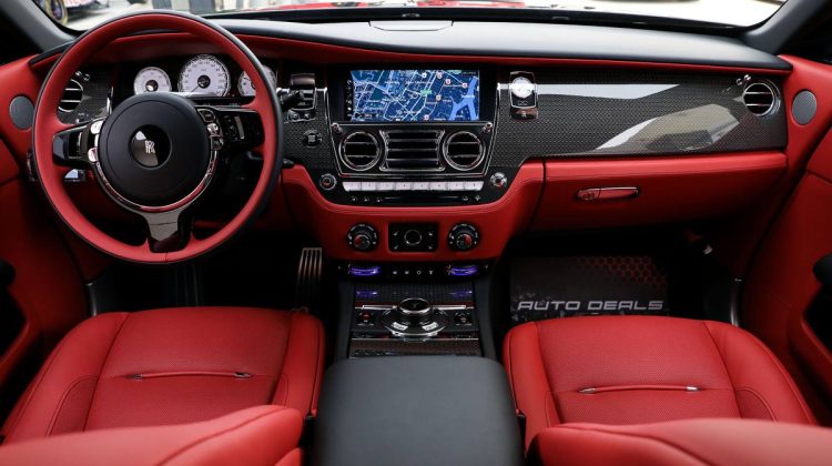 Rolls Royce Wraith Black Badge | 2022 – Low Mileage – Full Options – Perfect Condition | 6.6L V12