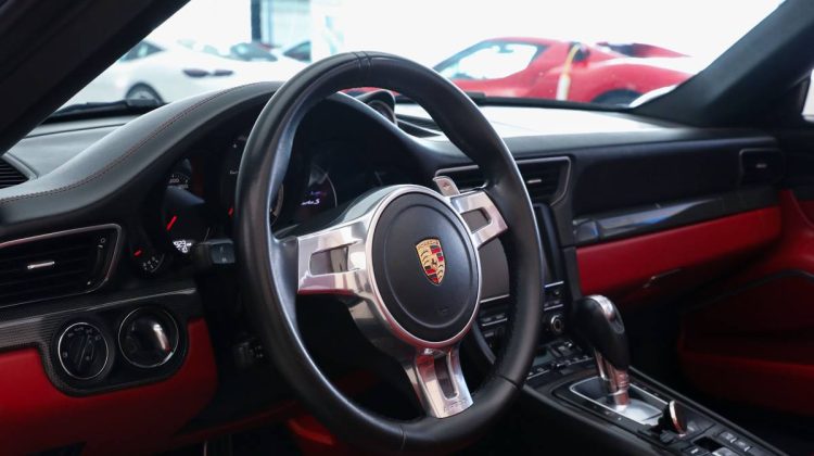 Porsche 911 Turbo S Cabriolet | 2014 – GCC – Excellent Condition | 3.8L F6