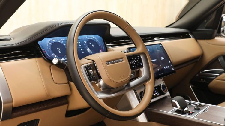 Range Rover Vogue Autobiography P 530 LWB 2023 | GCC – Under Warranty And Service Contract