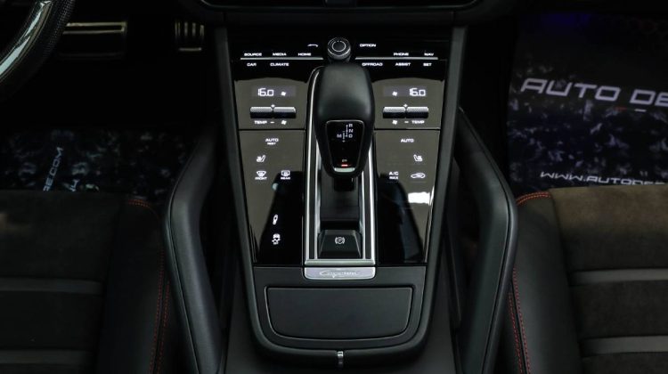Porsche Cayenne GTS | 2022 – GCC – Under Warranty – Brand New | 4.0L V8