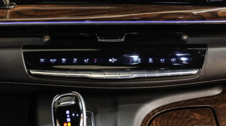 Cadillac Escalade 600 | 2022 – GCC – Under Warranty and Service Contract – Perfect Condition | 6.2L V8