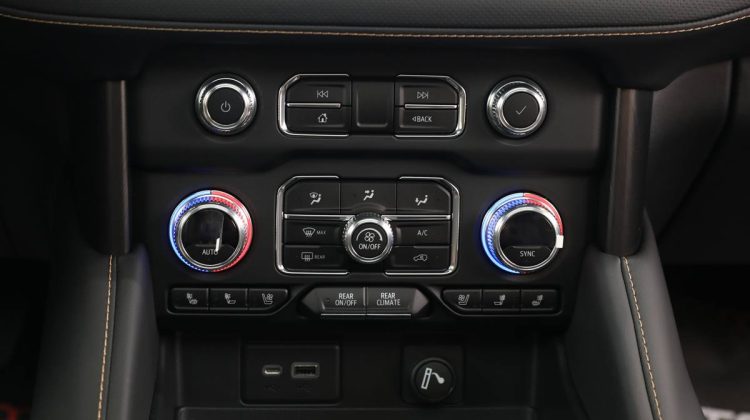 GMC Yukon AT4 | 2023 – GCC – Under Warranty – Brand New | 5.3L V8
