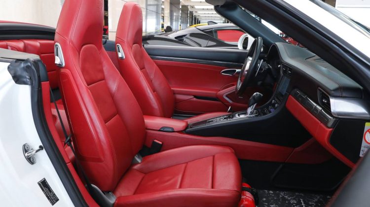 Porsche 911 Turbo S Cabriolet | 2014 – GCC – Excellent Condition | 3.8L F6