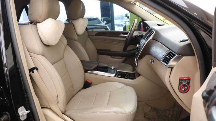 Mercedes Benz ML 350 4 Matic Blue Efficiency | 2013 – GCC – Perfect Condition – Service History Available | 3.5L V6