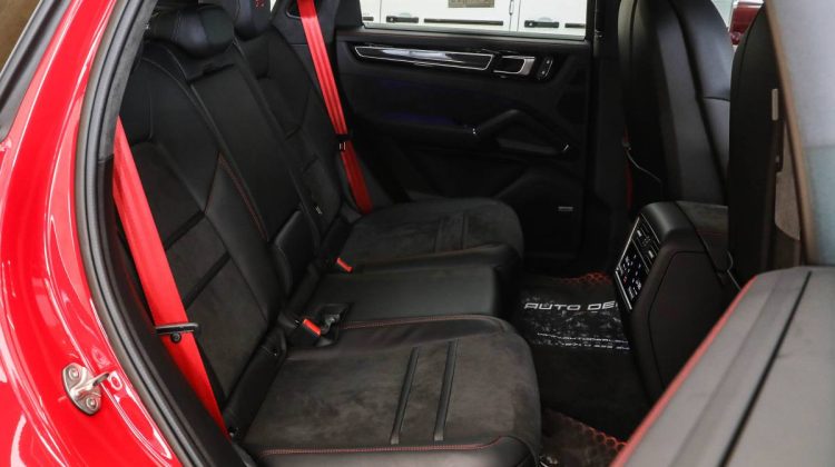 Porsche Cayenne GTS | 2022 – GCC – Under Warranty – Brand New | 4.0L V8