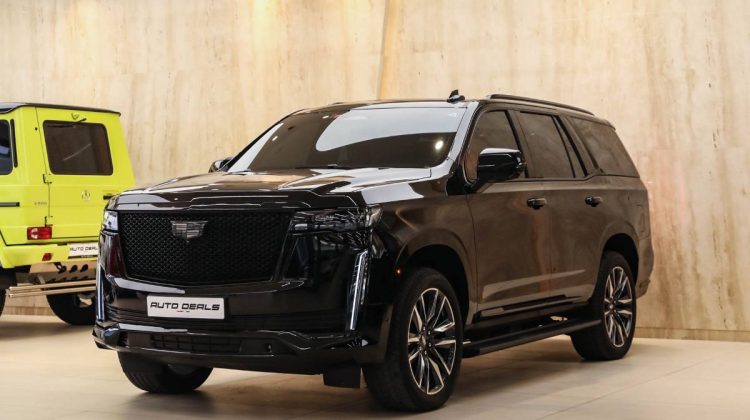 Cadillac Escalade 600 | 2022 – GCC – Under Warranty and Service Contract – Perfect Condition | 6.2L V8