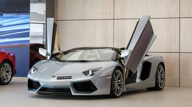 Lamborghini Aventador Roadster | 2014 – GCC – Perfect Condition – Low Mileage | 6.5L V12