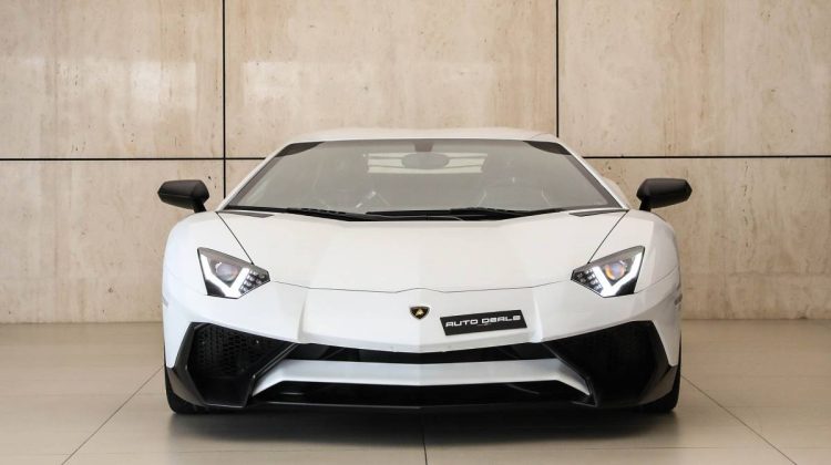 Lamborghini Aventador SV | 2017 – GCC – Low Mileage – Service History Available | 6.5L V12