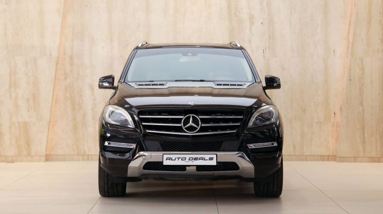 Mercedes Benz ML 350 4 Matic Blue Efficiency | 2013 – GCC – Perfect Condition – Service History Available | 3.5L V6