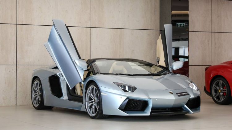 Lamborghini Aventador Roadster | 2014 – GCC – Perfect Condition – Low Mileage | 6.5L V12