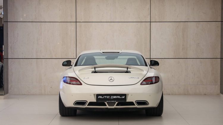 Mercedes Benz SLS AMG | 2012 – GCC – Low Mileage -Perfect Condition | 6.2L V8