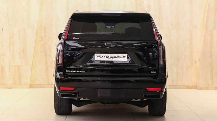 Cadillac Escalade 600 | 2022 – GCC – Under Warranty and Service Contract – Perfect Condition | 6.2L V8