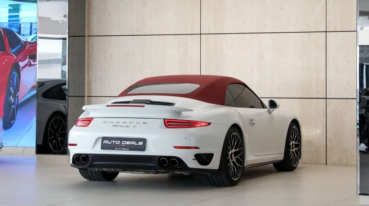 Porsche 911 Turbo S Cabriolet | 2014 – GCC – Excellent Condition | 3.8L F6