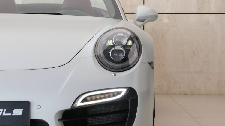 Porsche 911 Turbo S Cabriolet | 2014 – GCC – Excellent Condition | 3.8L F6