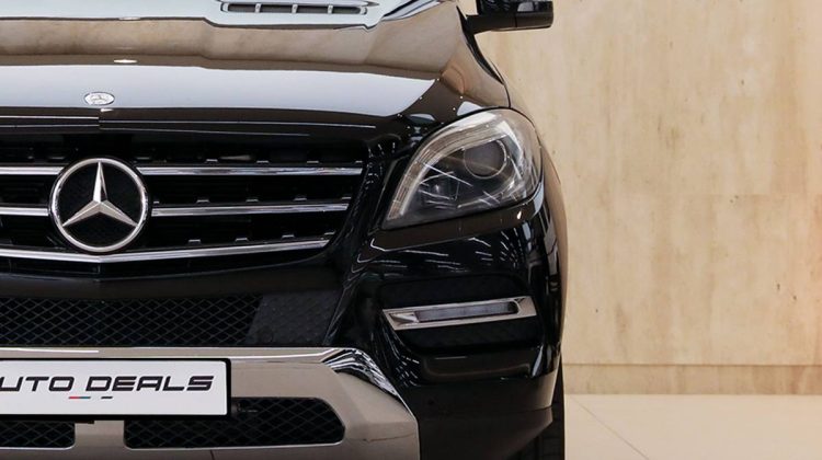 Mercedes Benz ML 350 4 Matic Blue Efficiency | 2013 – GCC – Perfect Condition – Service History Available | 3.5L V6