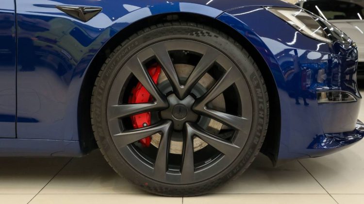 Tesla Model S Plaid 2023 | GCC – Brand New – Under Warranty – Battery and Drive Unit Warranty – FSD
