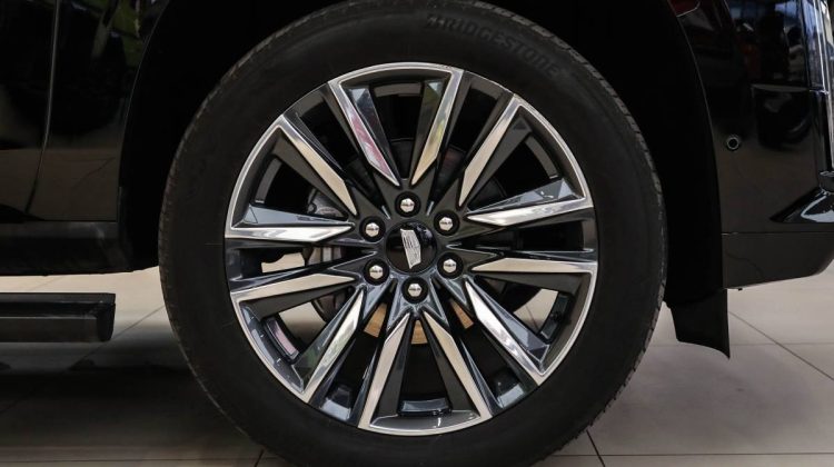 Cadillac Escalade 600 | 2022 – GCC – Under Warranty and Service Contract – Perfect Condition | 6.2L V8