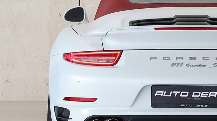 Porsche 911 Turbo S Cabriolet | 2014 – GCC – Excellent Condition | 3.8L F6