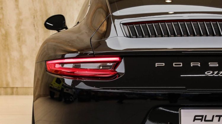 Porsche 911 Carrera | 2017 – GCC – Perfect Condition | 3.0L F6