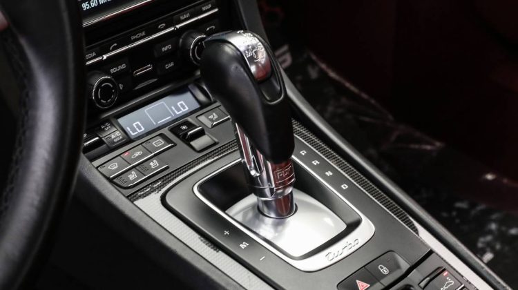 Porsche 911 Turbo S | 2016 – GCC | 3.8 F6