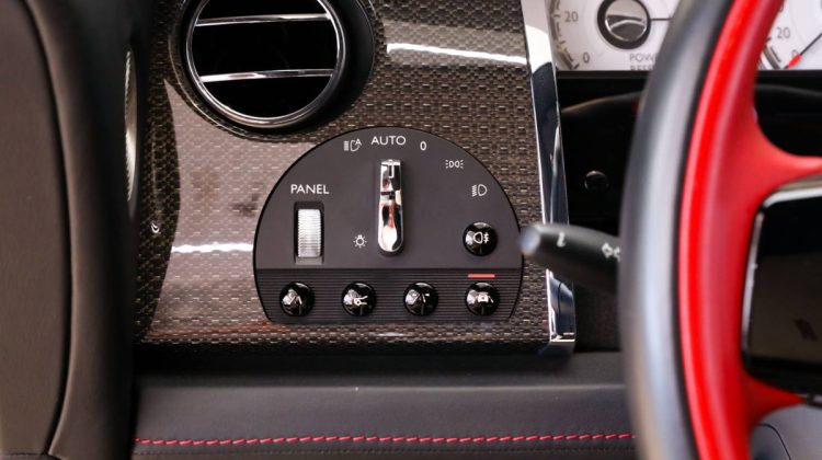Rolls Royce Wraith Black Badge | 2018 – GCC – Perfect Condition | 6.6L V12