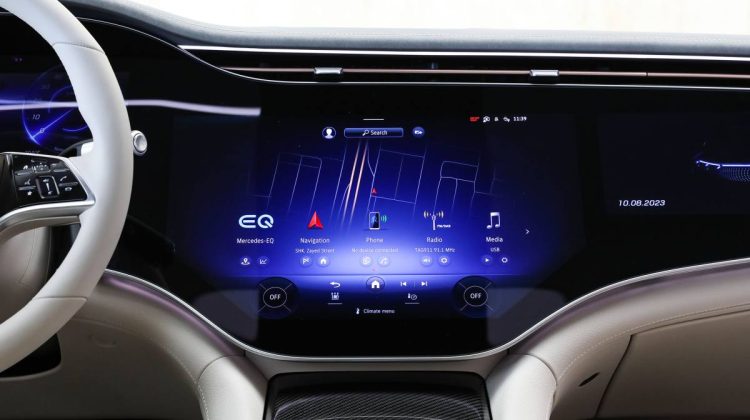 Mercedes Benz EQS 450+ | 2023 – GCC – Under Warranty – Battery Warranty – Service Contract