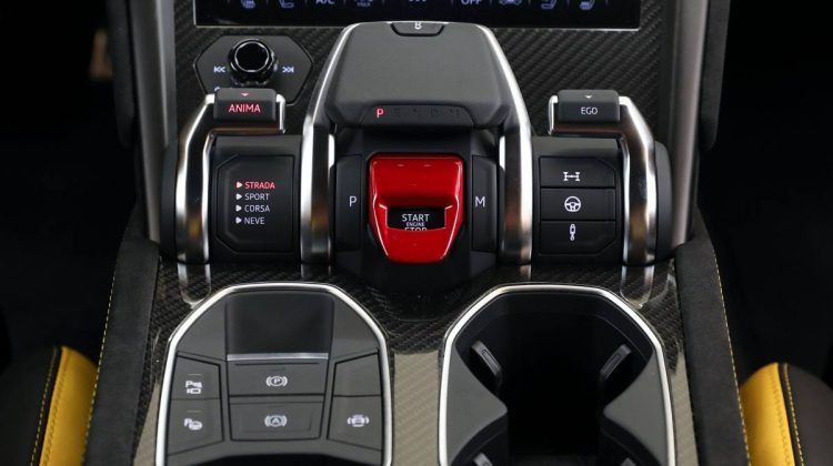 Lamborghini Urus S | 2023 – Brand New – Giallo Into | 4.0L V8
