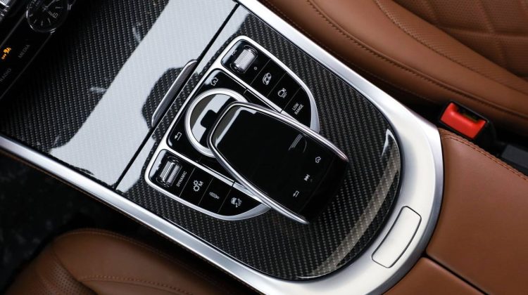 Mercedes Benz G 63 AMG | 2022 – GCC – Under Warranty – Travertine Beige Metallic | 4.0L V8