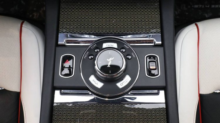 Rolls Royce Wraith Black Badge | 2018 – GCC – Perfect Condition | 6.6L V12