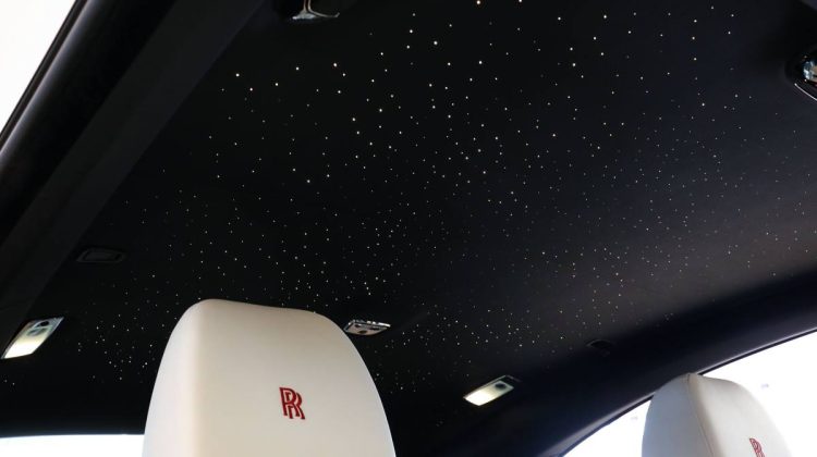 Rolls Royce Wraith Black Badge | 2018 – GCC – Perfect Condition | 6.6L V12