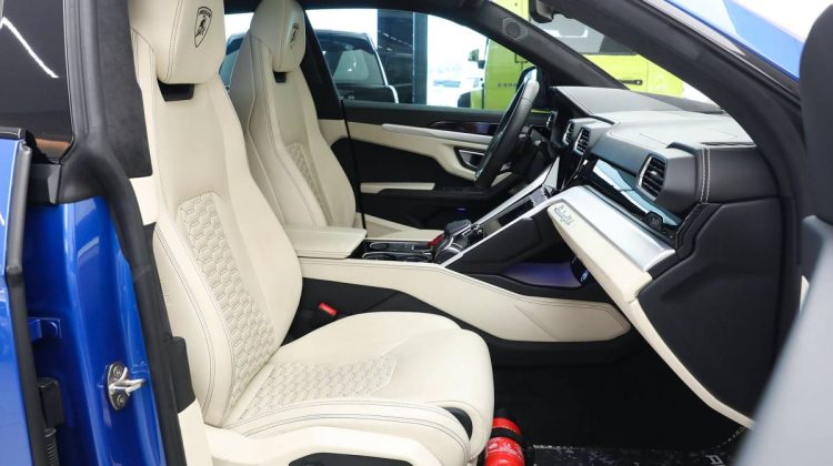 Lamborghini Urus | 2020 – GCC – Under Warranty – Service Contract – Perfect Condition | 4.0L V8