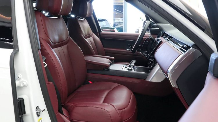 Range Rover Autobiography P 530 | 2023 – GCC – Under Warranty – Khan Rims | 4.4L V8