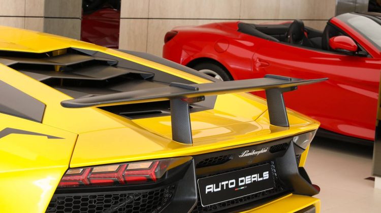 Lamborghini Aventador SV LP-750-4 | 2016 – GCC – Service History – Giallo Midas – Perfect Condition