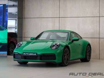 Porsche 911 Carrera 4S | 2023 – Under Warranty – Brand New – Python Green | 3.0L F6