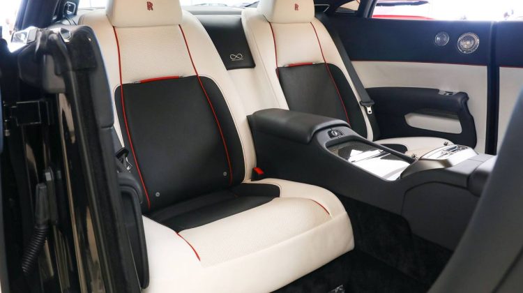 Rolls Royce Wraith Black Badge | 2018 – GCC – Perfect Condition | 6.6L V12