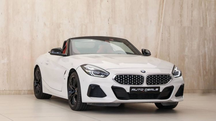 BMW Z4 S-Drive 20i Roadster | 2019 – GCC – Under Warranty And Service Contract | 2.0L i4