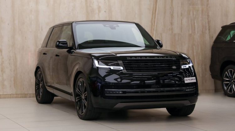 Range Rover Vogue HSE P530 | 2023 – Full Options | 4.4L V8