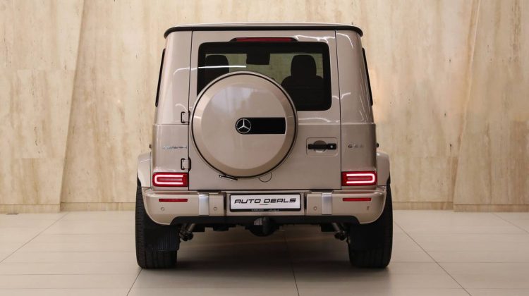 Mercedes Benz G 63 AMG | 2022 – GCC – Under Warranty – Travertine Beige Metallic | 4.0L V8