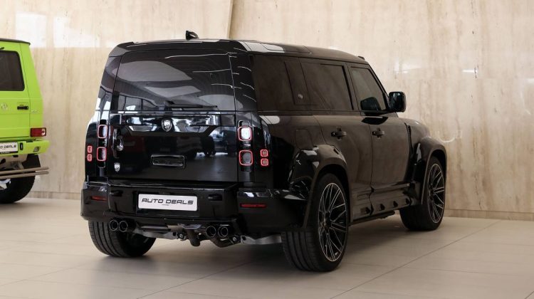Land Rover Defender 110 P525 V8 Lumma Edition CLRLD | 2023 – GCC – Brand New | 5.0L V8