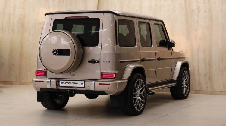 Mercedes Benz G 63 AMG | 2022 – GCC – Under Warranty – Travertine Beige Metallic | 4.0L V8