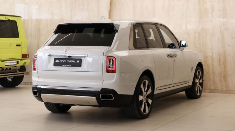 Rolls Royce Cullinan Starlight | 2019 – Full Options – Luxurious SUV | 6.7L V12