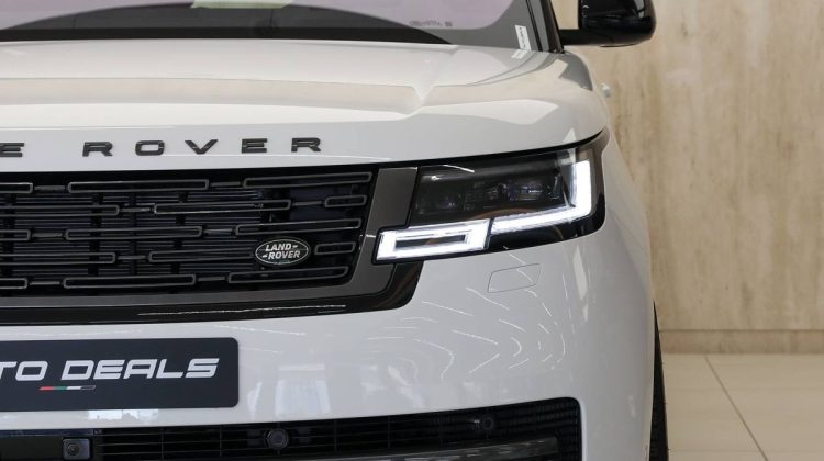Range Rover Autobiography P 530 | 2023 – GCC – Under Warranty – Khan Rims | 4.4L V8