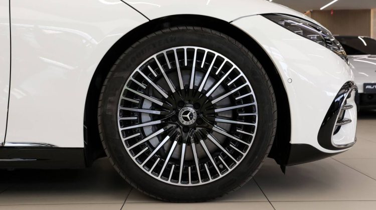 Mercedes Benz EQS 450+ | 2023 – GCC – Under Warranty – Battery Warranty – Service Contract